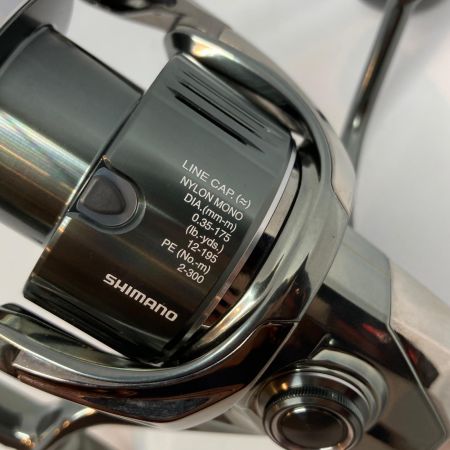  SHIMANO シマノ  スピニングリール 美品 箱付 22ステラC5000XG 043979