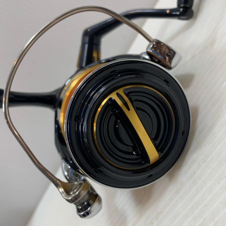 SHIMANO シマノ スピニングリール 20ステラSW 6000XG 使用感有  箱付 304904 04079