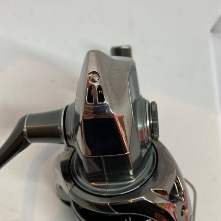  SHIMANO シマノ スピニングリール  22 ステラ C5000XG 箱付 043979