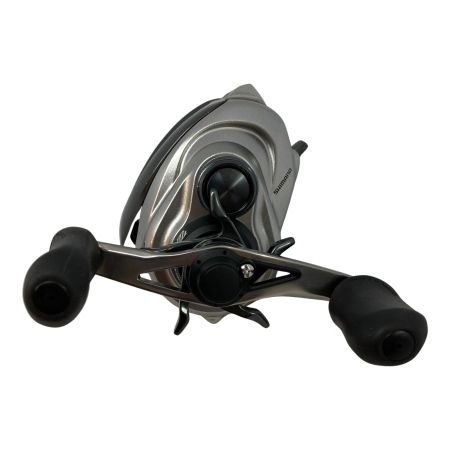  SHIMANO シマノ ベイトリール 13メタニウム  03045