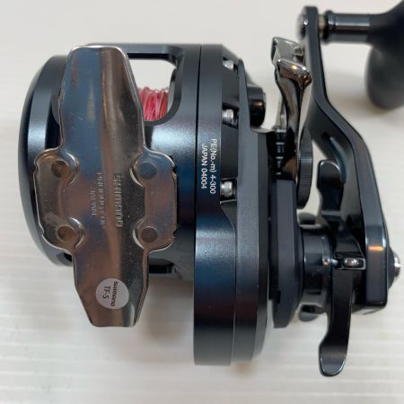  SHIMANO シマノ ベイトリール オシアジガー2000NRHG F CUSTOM  04004