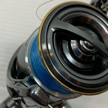  SHIMANO シマノ  スピニングリール 18ステラC3000 03803