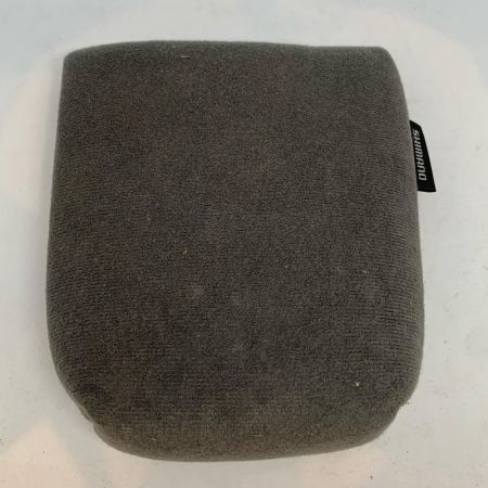  SHIMANO シマノ ベイトリール  17カルカッタコンクエスト BFS XG  シュルシュル音あり 03676