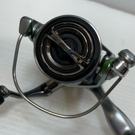  SHIMANO シマノ スピニングリール 21ナスキーC2000S 043146