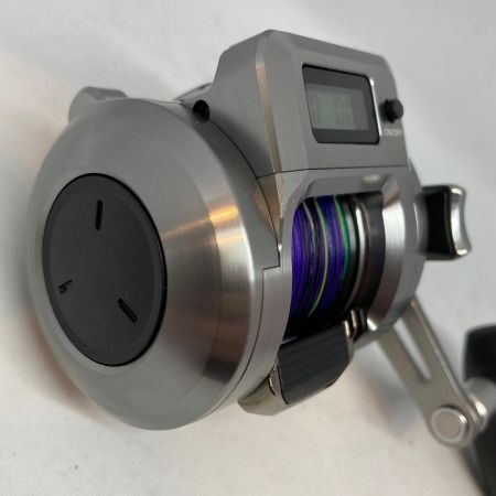  SHIMANO シマノ ベイトリール  24オシアコンクエスト CT 300HG  046710