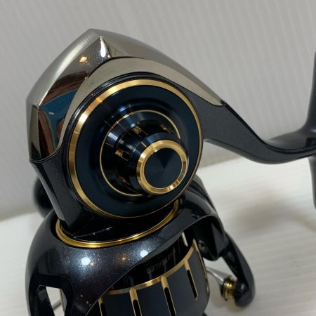  DAIWA ダイワ スピニングリール  美品  箱付 23ソルティガ 4000-XH 224034