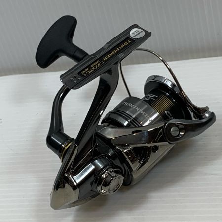  SHIMANO シマノ スピニングリール  24ツインパワー C3000XG 箱付 046826