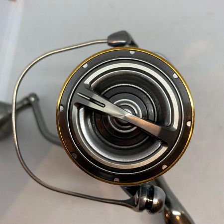  SHIMANO シマノ スピニングリール    箱付 18ステラ C5000XG-J 03811