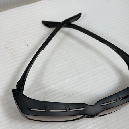  ZEQUE 釣り用品 釣り服飾 偏光サングラス  OPA ブラック