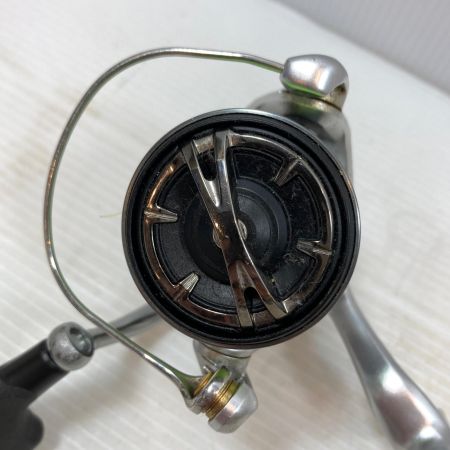  SHIMANO シマノ スピニングリール 15ストラディック C3000HG  03413