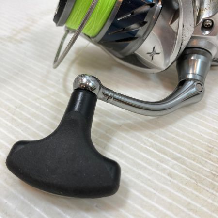  SHIMANO シマノ スピニングリール 15ストラディック C3000HG  03413