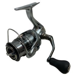 ττ SHIMANO シマノ  スピニングリール  21ナスキー C2000SHG  043153 Cランク