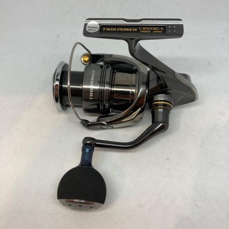  SHIMANO シマノ スピニングリール  24ツインパワー C3000XG  純正ノブ付 046826