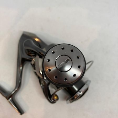  SHIMANO シマノ スピニングリール  24ツインパワー C3000XG  純正ノブ付 046826