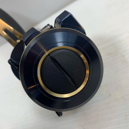  DAIWA ダイワ ベイトリール  キズ有  箱付 21ソルティガIC 300H-SJ 034725