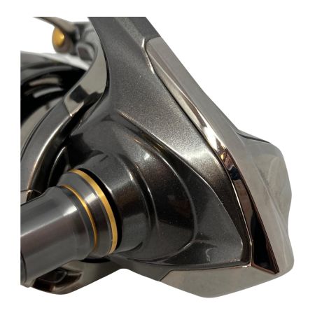  SHIMANO シマノ スピニングリール  美品  箱付 24ツインパワー C5000XG 046888