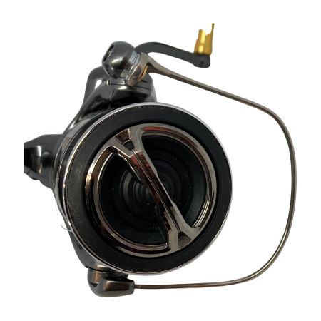  SHIMANO シマノ スピニングリール  美品  箱付 24ツインパワー C5000XG 046888