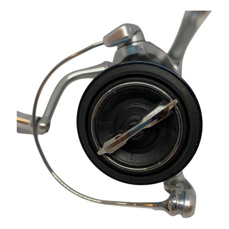  SHIMANO シマノ スピニングリール  キズ有  19ストラディック C5000XG 04025