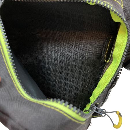  mazume マズメ  フローティングベスト  ブラック