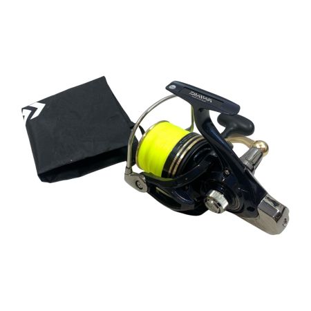  DAIWA ダイワ  スピニングリール  美品  17クロスキャスト5000 059652