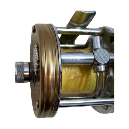  Abu Garcia アブガルシア ベイトリール   アンバサダー5500C  140015