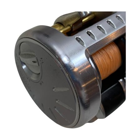  SHIMANO シマノ ベイトリール  11カルカッタコンクエスト50DC  02701