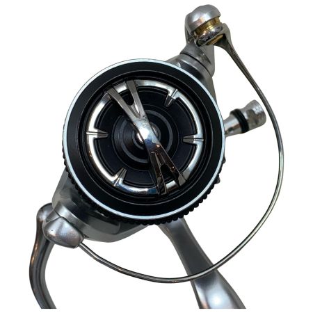  SHIMANO シマノ スピニングリール  15ストラディック 4000HGM キズ有  03416