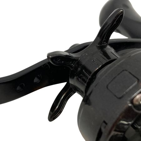  Abu Garcia アブガルシア ベイトリール  ロキサーニ8-L 