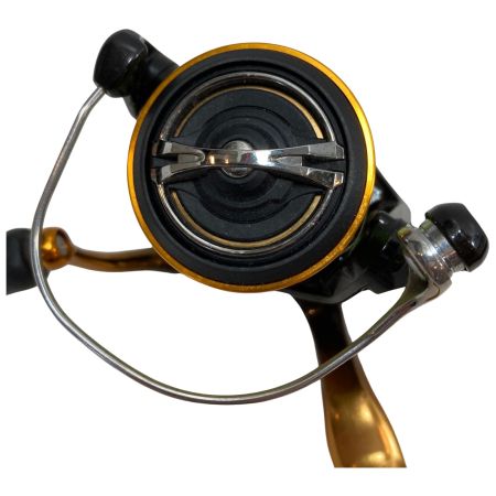  SHIMANO シマノ  スピニングリール 18ソアレBB C2000SSPG 03937