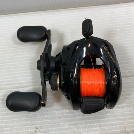  SHIMANO シマノ ベイトリール  17バスワンXT 151  03732