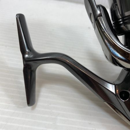 SHIMANO シマノ スピニングリール  美品  24ツインパワー 4000XG 046871