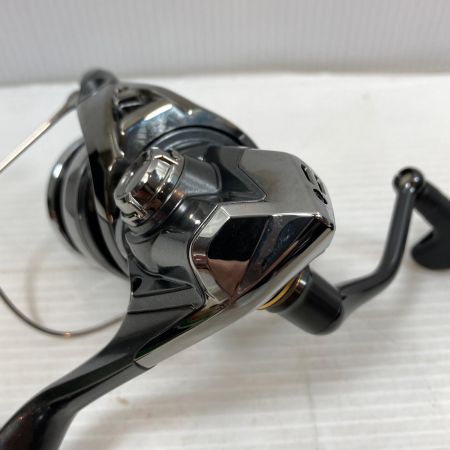  SHIMANO シマノ スピニングリール  美品  24ツインパワー 4000XG 046871