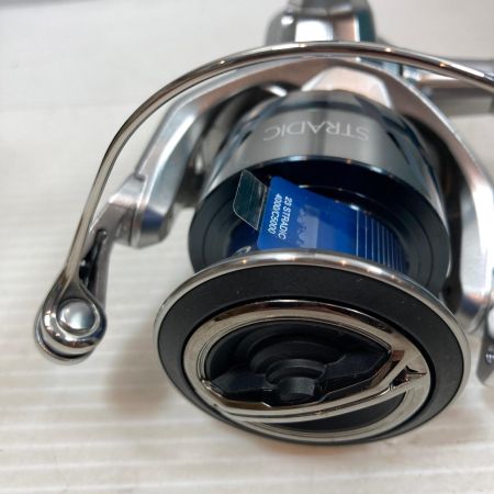  SHIMANO シマノ スピニングリール  美品  23ストラディック 4000XG 045904
