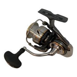 ττ DAIWA ダイワ 【中古・ジャンク】スピニングリール  20ルビアス LT4000-CXH ゴリあり 021114 Dランク