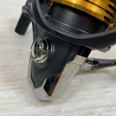  SHIMANO シマノ スピニングリール  22サハラ C5000XG  044600