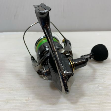  SHIMANO シマノ リール スピニングリール 24ツインパワー C5000XG 箱付ケース付き 046888