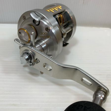  SHIMANO シマノ ベイトリール  10オシアカルカッタコンクエスト 300J-HG  02603