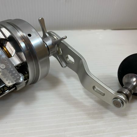  SHIMANO シマノ ベイトリール  10オシアカルカッタコンクエスト 300J-HG  02603