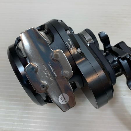 SHIMANO シマノ ベイトリール  オシアジガーFCNR 2000HG  04004