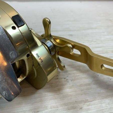  SHIMANO シマノ ベイトリール  スコーピオンオシアジガー3000P  RH303