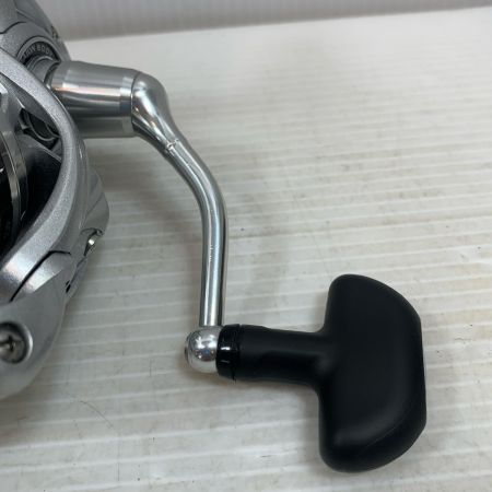  DAIWA ダイワ スピニングリール キズ有  11カルディア3000 056097