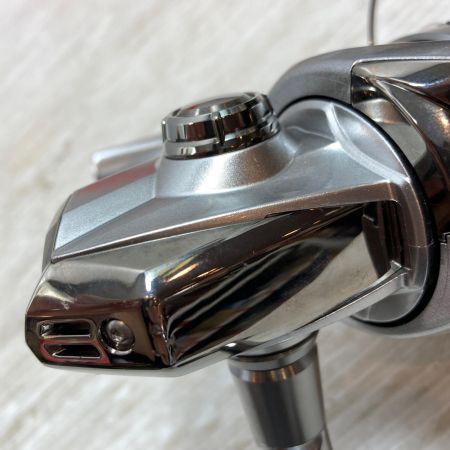 SHIMANO シマノ スピニングリール  19ストラディック C5000XG  04025