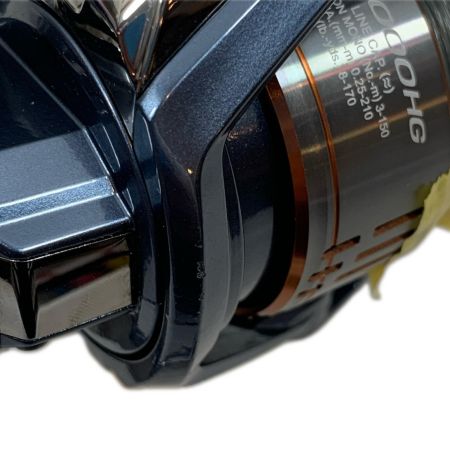  SHIMANO シマノ スピニングリール  ナスキ- C3000HG-D  048141