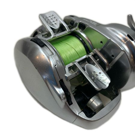  SHIMANO シマノ ベイトリール  16メタニウムMGL HG RH  03532