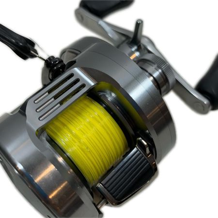  SHIMANO シマノ 釣り用品 リール ベイトリール 20カルカッタコンクエスト DC100HG 04085