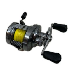 ττ SHIMANO シマノ 釣り用品 ベイトリール 20カルカッタコンクエストDC 200HG 04039 Aランク