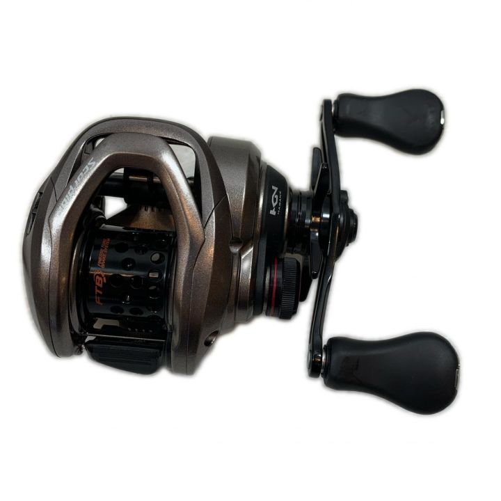 SHIMANO シマノ ベイトリール 17スコーピオンBFS XG 03757 - 中古釣り