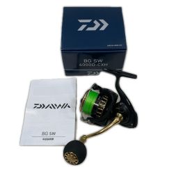 ττ DAIWA ダイワ スピニングリール  23BG SW 4000D-CXH  箱付 347412 Bランク