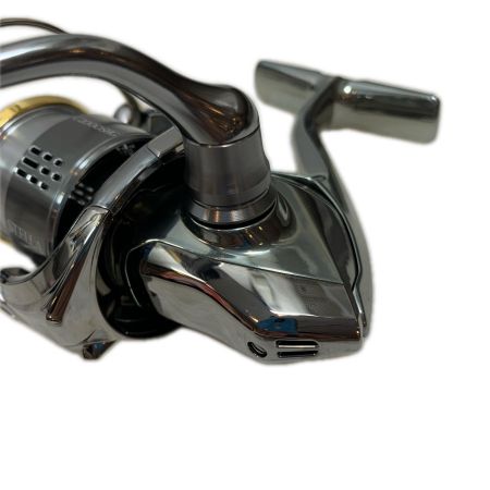  SHIMANO シマノ スピニングリール  18ステラ C2000SHG  03799