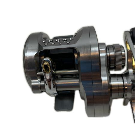  SHIMANO シマノ ベイトリール  23カルカッタコンクエスト BFS XG LEFT  045713